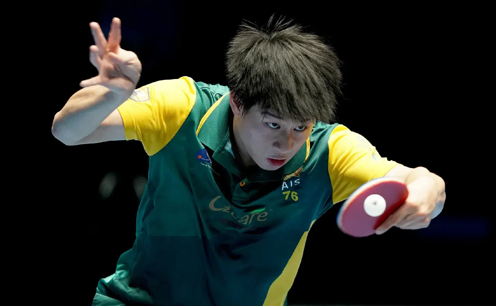 一定起伏, 对手