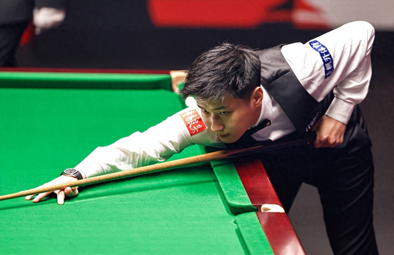 然而, 霍金斯对韦