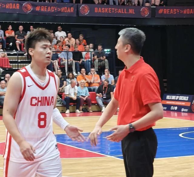 进攻端完全, 表现, 该认清三个