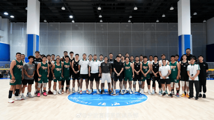 div, https, 们来到宁波