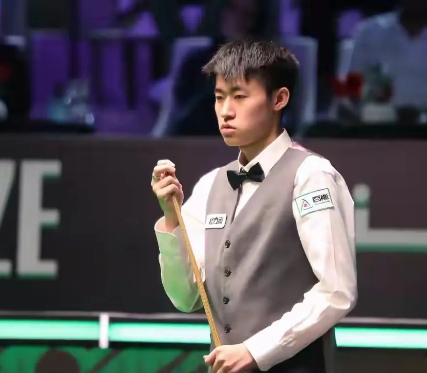 赛我个人更, 军的看点就, src